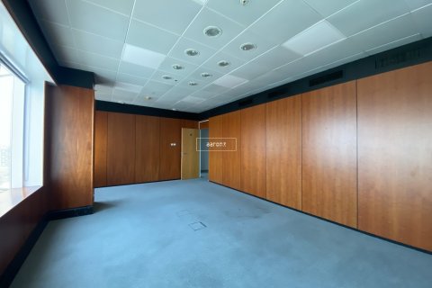 Office de 186.1m² en Sheikh Zayed Road, UAE No. 102129 3