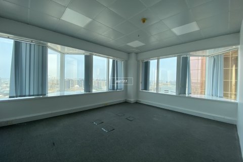 Office de 186.1m² en Sheikh Zayed Road, UAE No. 102129 6