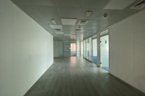 Office de 186.1m² en Sheikh Zayed Road, UAE No. 102130 11