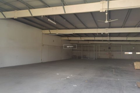 Warehouse de 873.3m² en Al Quoz, UAE No. 102127 7