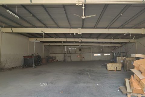 Warehouse de 873.3m² en Al Quoz, UAE No. 102127 2