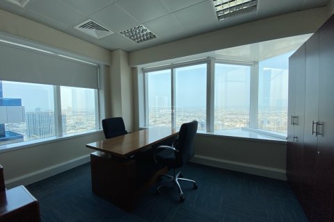 Office de 186.1m² en Sheikh Zayed Road, UAE No. 102128 11