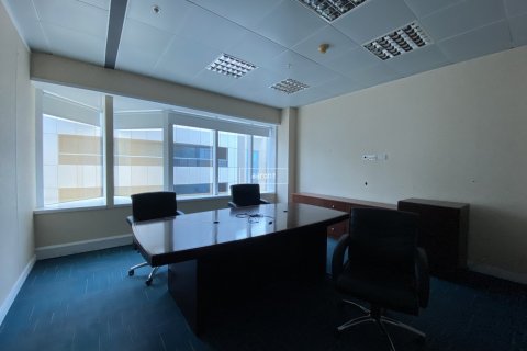 Office de 186.1m² en Sheikh Zayed Road, UAE No. 102128 6