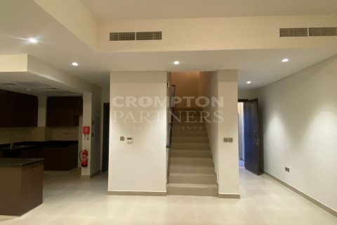 3 bedrooms Townhouse in Khalifa City, UAE No. 71750 4