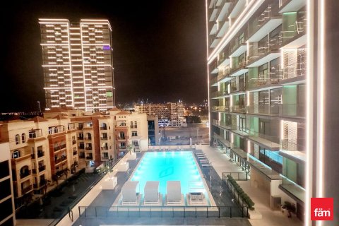2 bedrooms Apartment in Dubai, UAE No. 101096 15