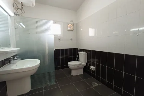 Вилла с 6 спальнями в Al Qurm, Оман №108490 4