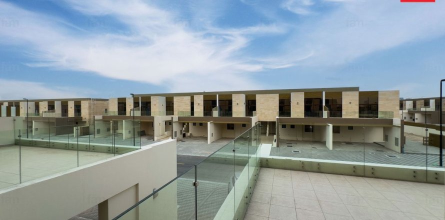 Таунхаус с 4 спальнями в Дубай, ОАЭ №141576