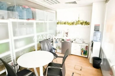 165m² Office in Jumeirah Lake Towers, UAE No. 147429 5