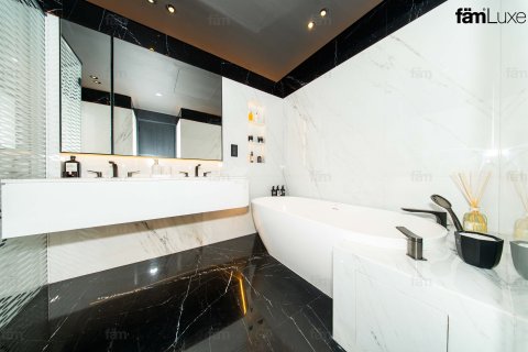 3 bedrooms Apartment in Business Bay, UAE No. 210754 21