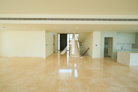 5 bedrooms Villa  No. 125633 10