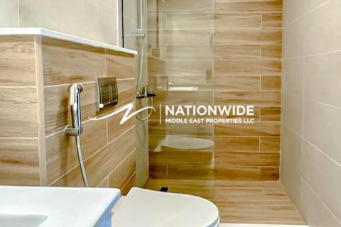 3 bedrooms Duplex in Abu Dhabi, UAE No. 140633 15