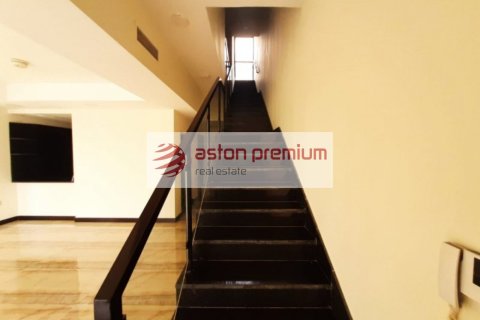 Villa de 4 chambres à Jumeirah Village Circle, UAE No. 140634 4