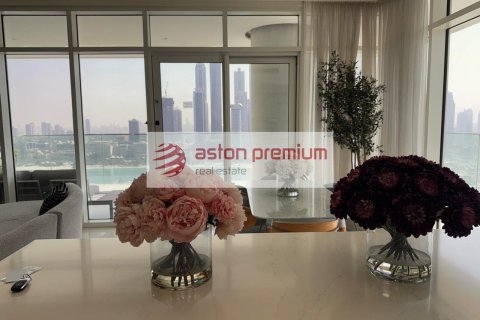 Квартира с 3 спальнями в EMAAR Beachfront, ОАЭ №140637 8