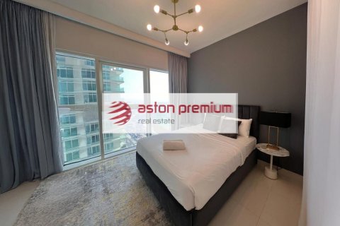 Квартира с 3 спальнями в EMAAR Beachfront, ОАЭ №140637 18