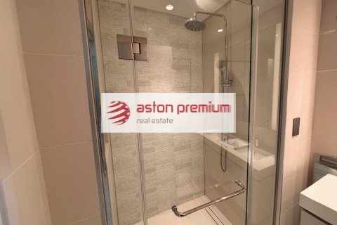 Квартира с 3 спальнями в EMAAR Beachfront, ОАЭ №140637 6