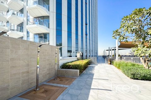 Квартира с 2 спальнями в Address Harbour Point, ОАЭ №203944 27