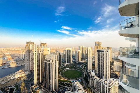 Квартира с 2 спальнями в Address Harbour Point, ОАЭ №203944 11