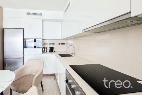 Квартира с 2 спальнями в Address Harbour Point, ОАЭ №203944 19