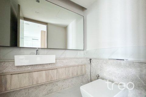Квартира с 2 спальнями в Address Harbour Point, ОАЭ №203944 23