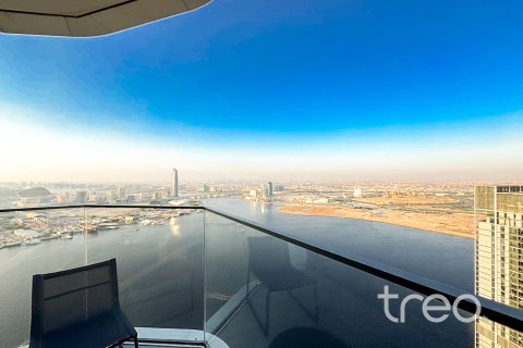 Квартира с 2 спальнями в Address Harbour Point, ОАЭ №203944 8