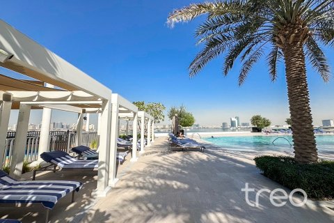 Квартира с 2 спальнями в Address Harbour Point, ОАЭ №203944 26