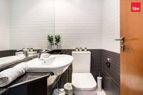 Квартира с 3 спальнями №120339 17