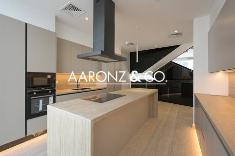 4 غرف نوم فيلا  رقم 132684 10