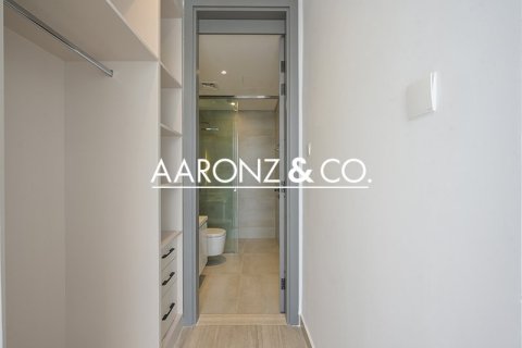 4 غرف نوم فيلا  رقم 132684 14