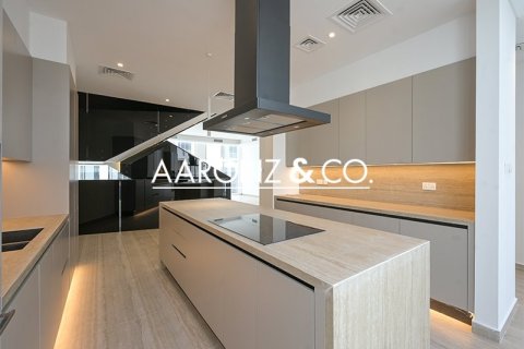 4 غرف نوم فيلا  رقم 132685 11