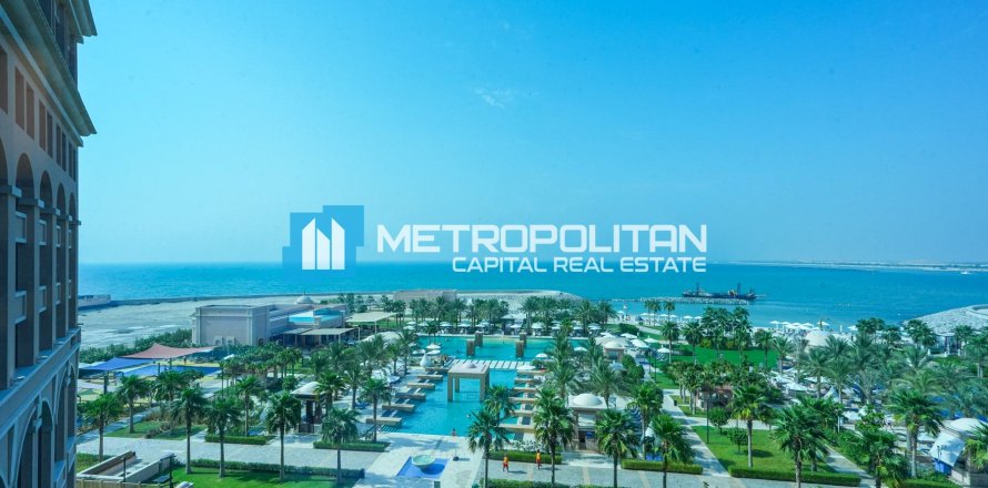 Apartment de 2 dormitorios en The Marina, UAE No. 104397