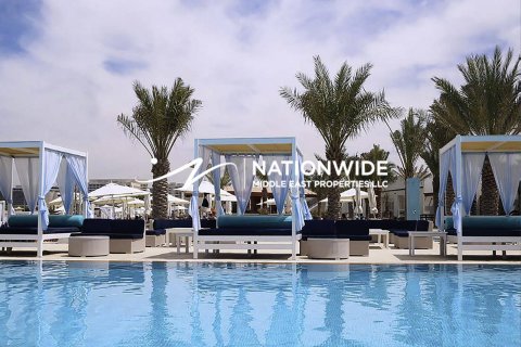 1 bedroom Apartment in Abu Dhabi, UAE No. 104383 12