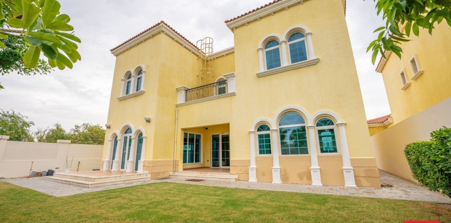 3 bedrooms Villa in Jumeirah Park, UAE No. 199468