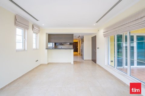 3 bedrooms Villa in Jumeirah Park, UAE No. 199468 21
