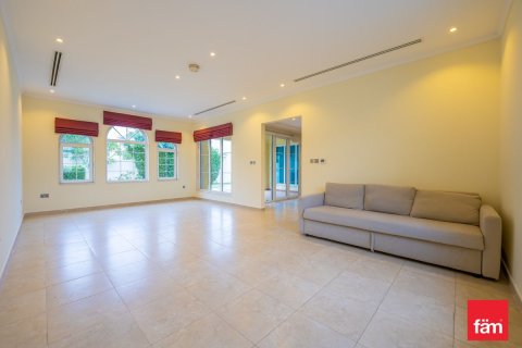 3 bedrooms Villa in Jumeirah Park, UAE No. 199468 17