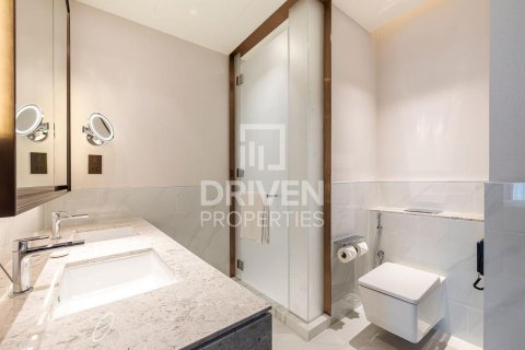 Квартира с 1 спальней в Address Harbour Point, ОАЭ №193247 4