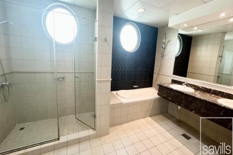 Villa de 4 dormitorios  No. 123652 16