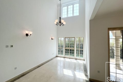 Villa de 4 dormitorios  No. 123652 4