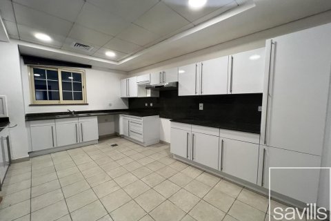 Villa de 4 dormitorios  No. 123652 6