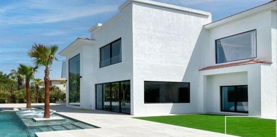 Villa de 5 dormitorios No. 123655