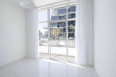 Квартира с 2 спальнями в DAMAC Hills (Akoya by DAMAC), ОАЭ №190485 8