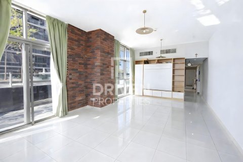 Квартира с 2 спальнями в DAMAC Hills (Akoya by DAMAC), ОАЭ №190485 4