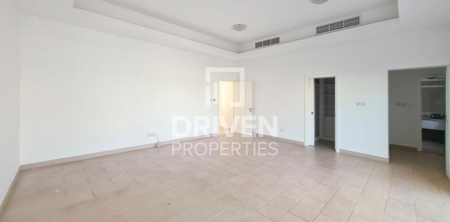 5 bedrooms Villa in The Villa, UAE No. 85557