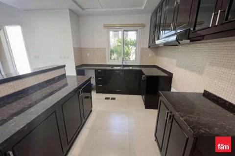 3 غرف نوم تاون هاوس  رقم 123521 6