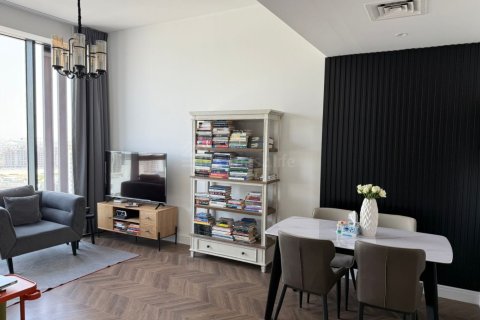 Квартира с 2 спальнями в Дубай, ОАЭ №146492 3