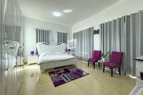 5 bedrooms Villa No. 129818 10