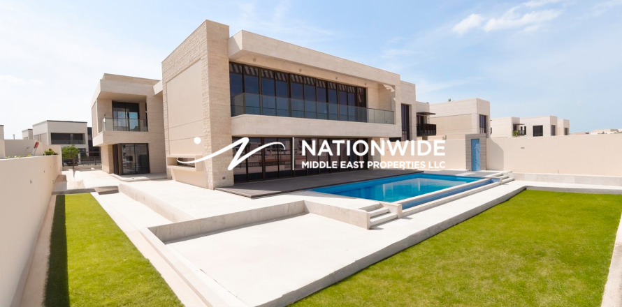 Villa de 5 chambres  No. 125844