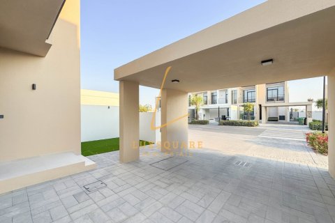 4 bedrooms Villa in Dubai South (Dubai World Central), UAE No. 139938 11