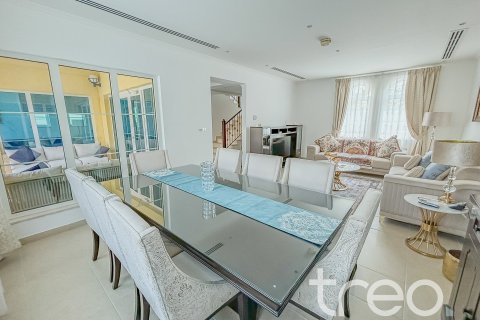 3 bedrooms Villa in Legacy, UAE No. 173920 6