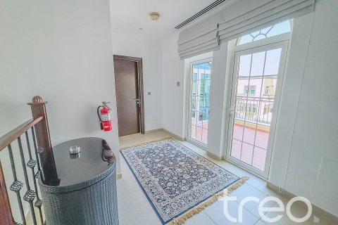 3 bedrooms Villa in Legacy, UAE No. 173920 15