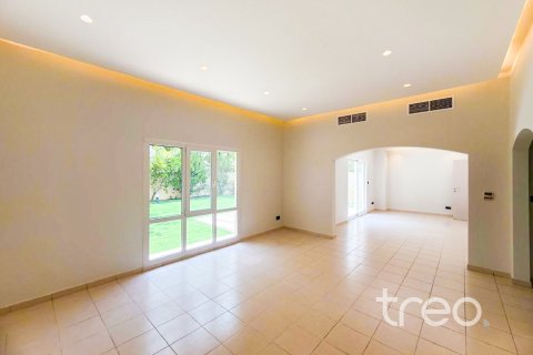 3 غرف نوم فيلا في Meadows, الإمارات العربية المتحدة رقم 173918 3